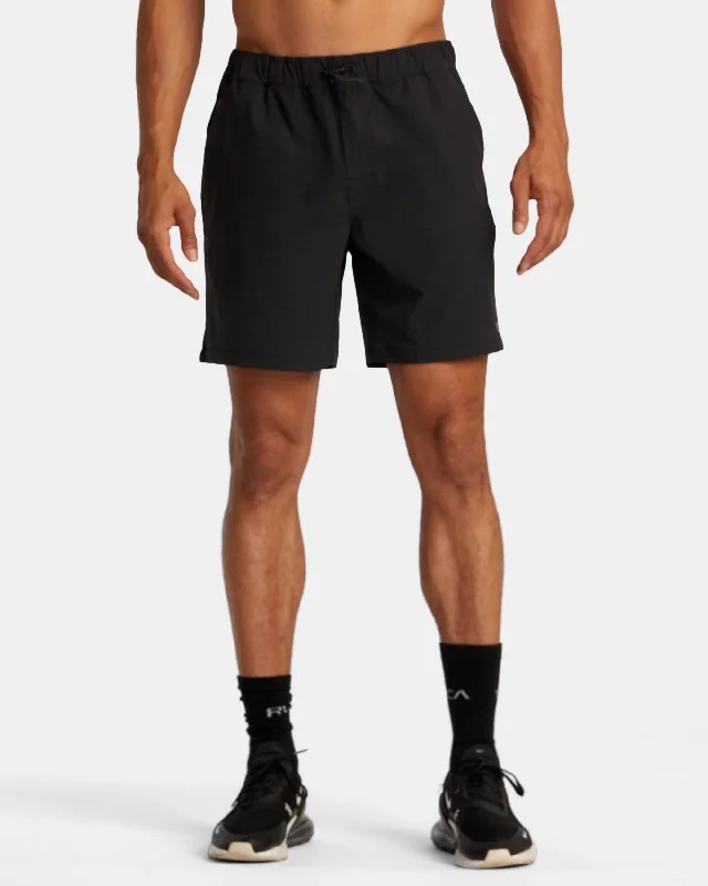 Outsider 17" Shorts - Black