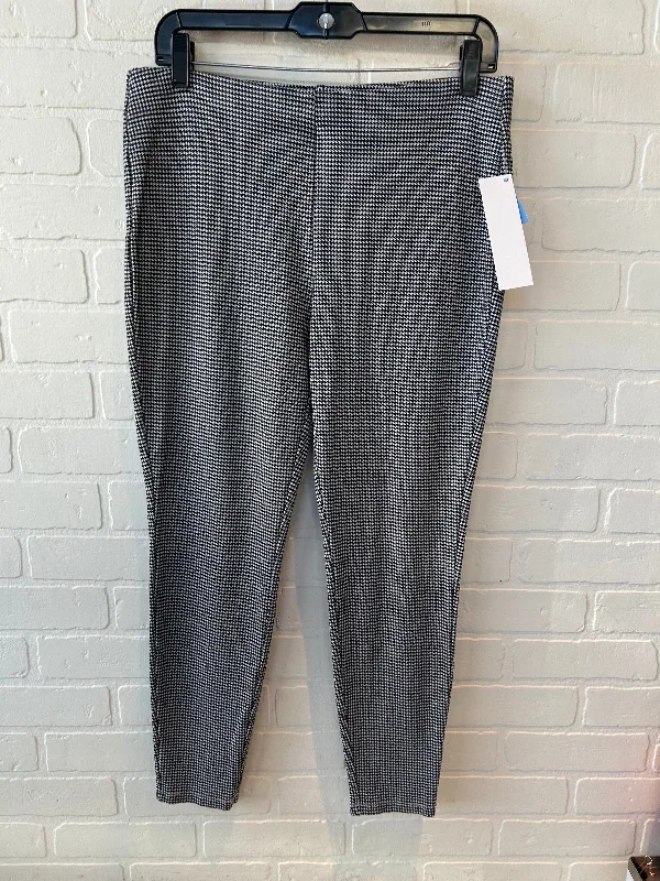 Pants Other By Chicos In Black & White, Size: 8