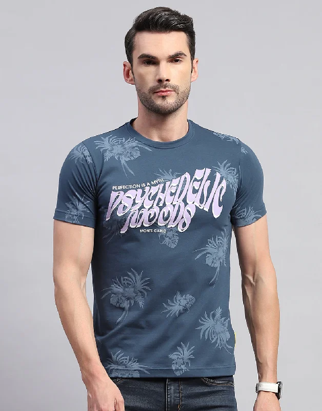 Men Blue Floral Print Round Neck Half Sleeve T-Shirt